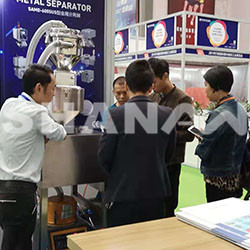 深圳橡膠展：塑料金屬分離器